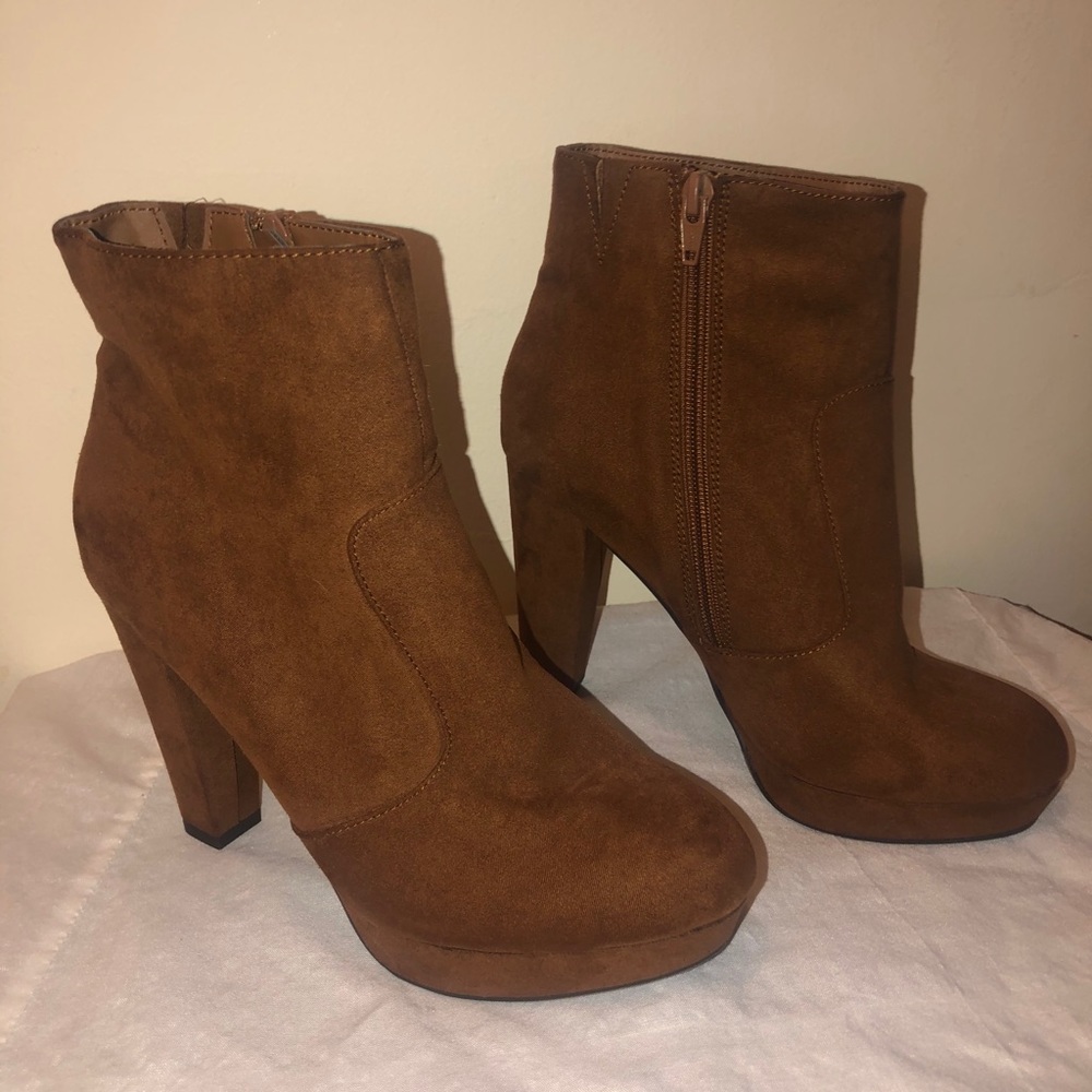 Mossimo Heeled Brown Booties